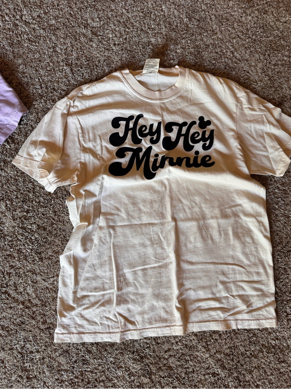Hey Hey Minnie Short Sleeve Tee - White made by Miley sz. m NWOT
